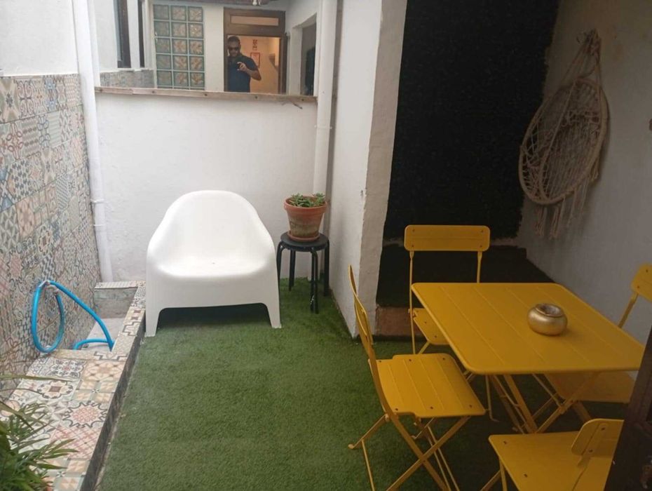 Quarto ao pé do metro, Trindade, Porto