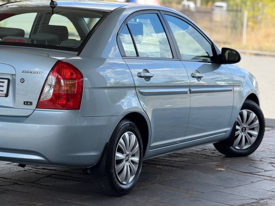 Hyundai Accent 1.6 Автомат