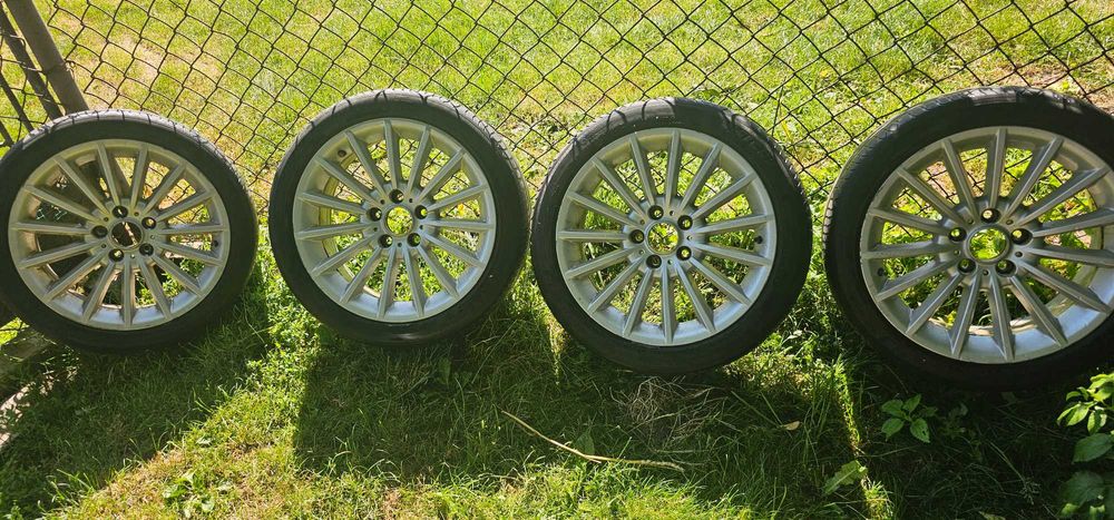 Титани з резиною та датчиками 5x120 R18 BMW