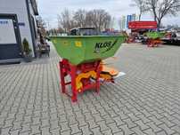 600kg na taśmę dwutarczowy Rozsiewacz nawozów Kłos Świt-Rol Motyl 800