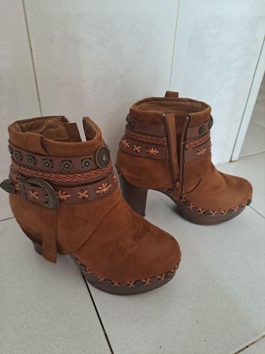 Bota castanha n.36