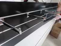 Expositor com cabides