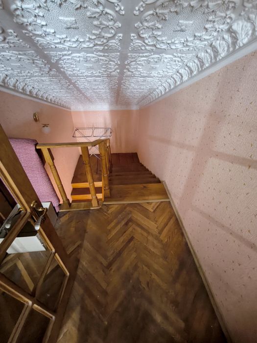 Будинок продаж  Городенка є відео