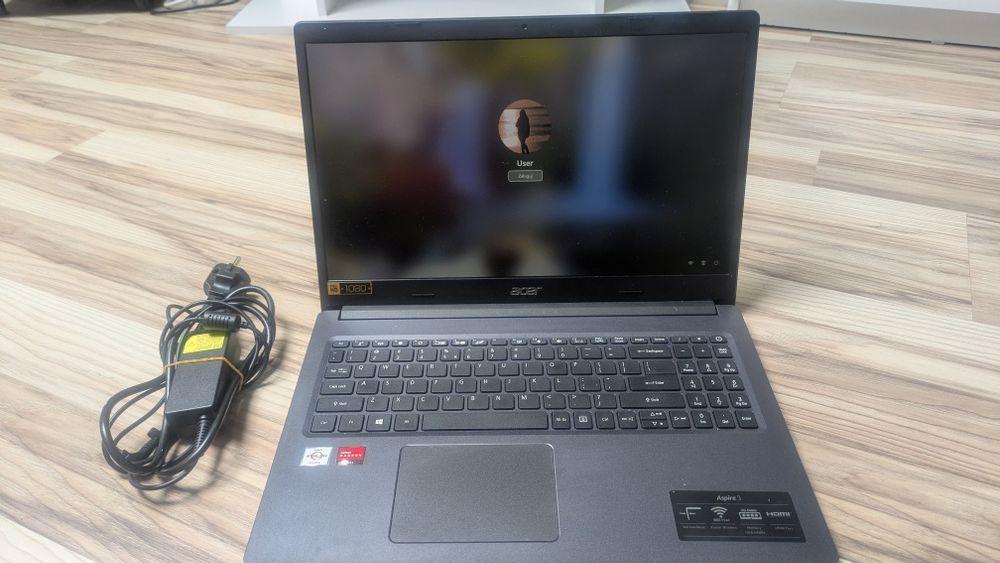 Laptop Acer aspire 3,zadbany