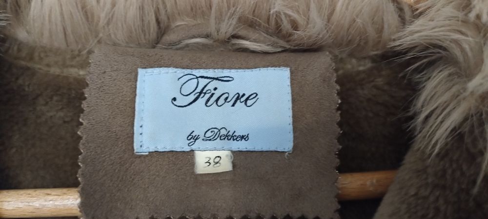 Kurtka zimowa ramoneska Fiora 38