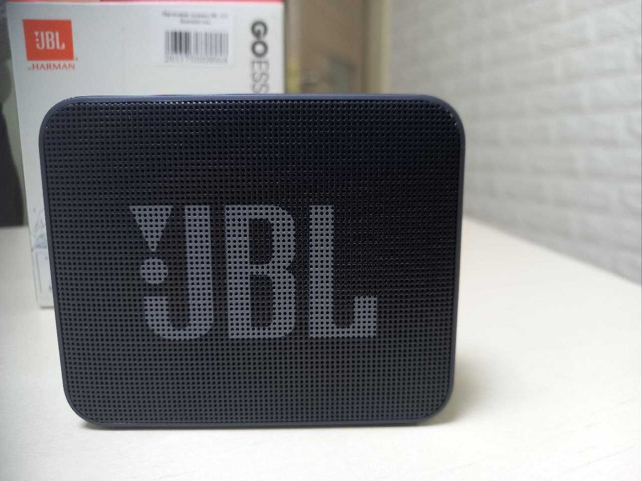Нова! Портативна колонка JBL GO Essential Bluetooth
