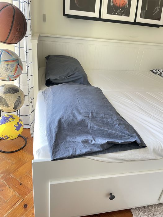 Cama Hemnes com 2 colchões inclusos