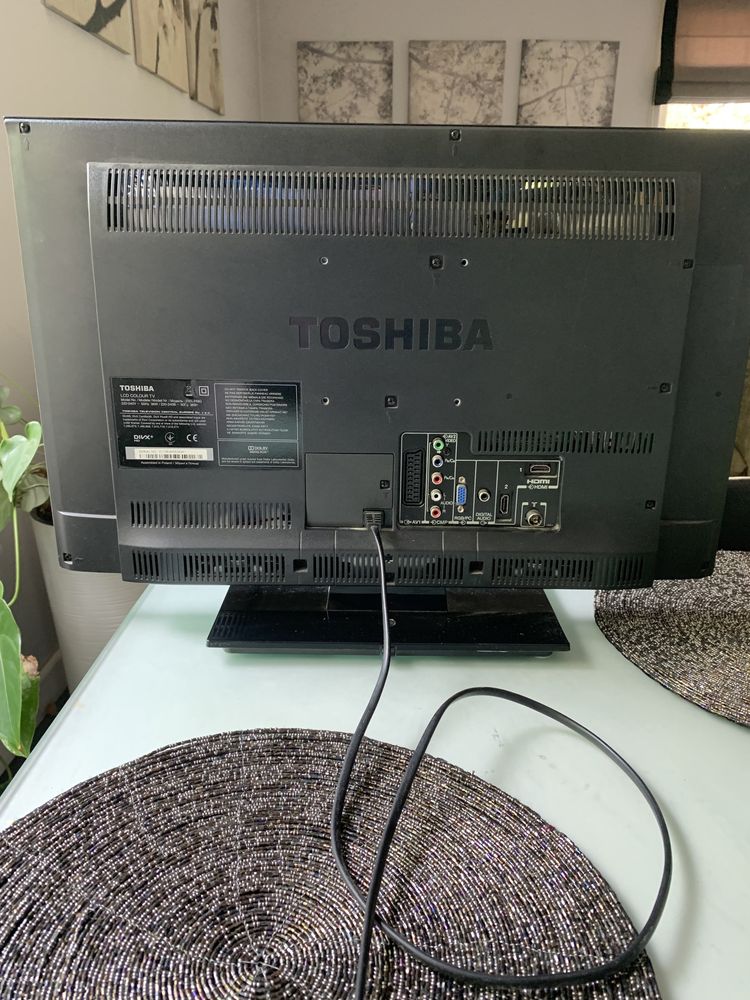 Telewizor/Monitor stan idealny Toshiba 23 cale