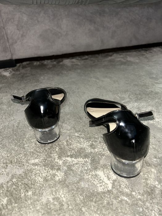 Sandálias COMO NOVAS