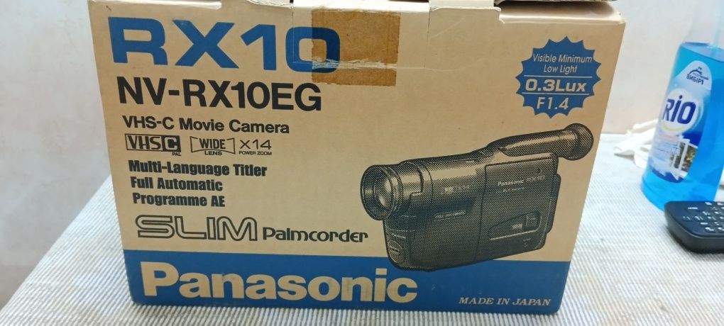 Продам аналоговую видеокамеру Panasonic RX10