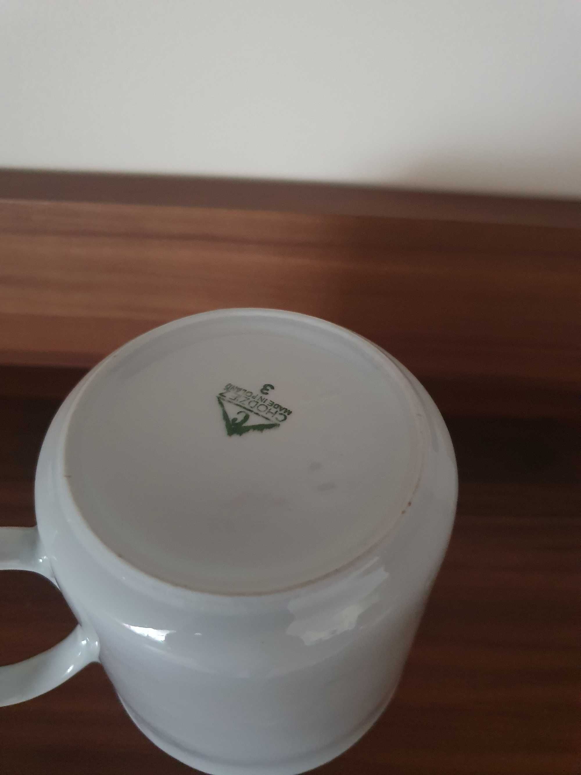 Biały kubek Chodzież PRL