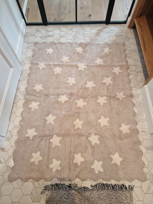 Dywan Ten dywan to Lorena Canals Stars Rug.
 160x120