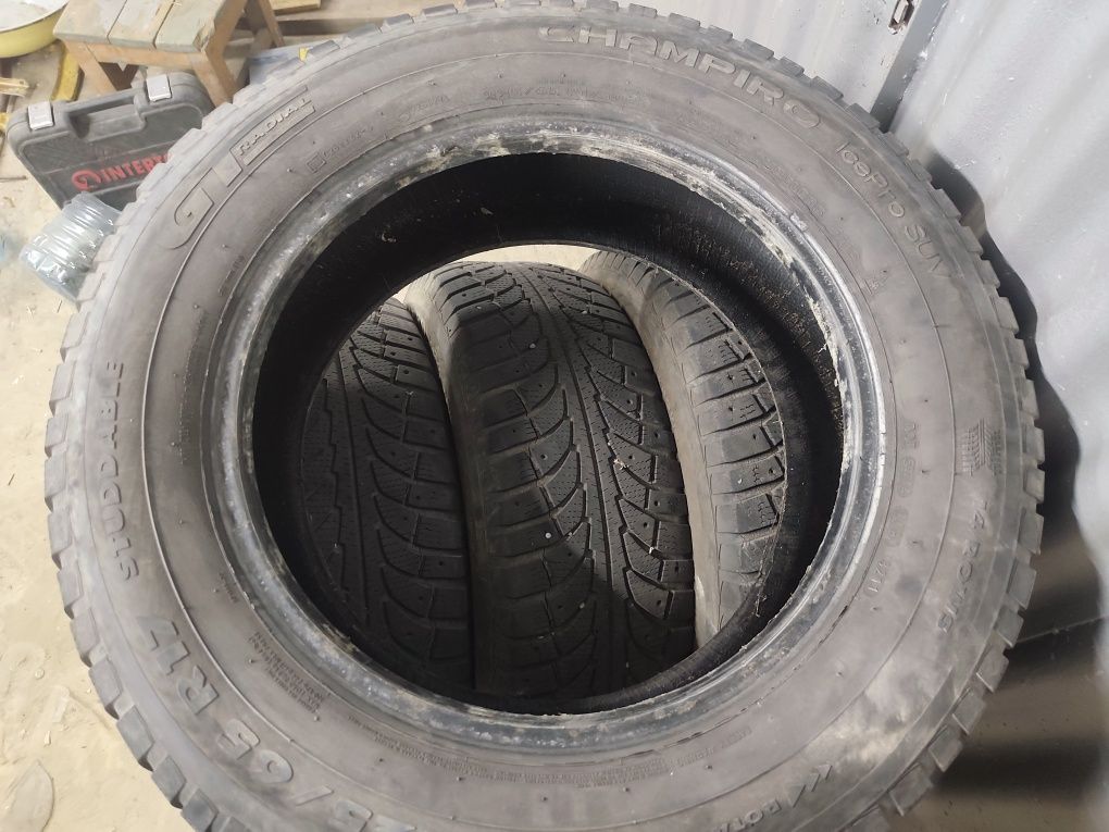 Покришки R17 225/65