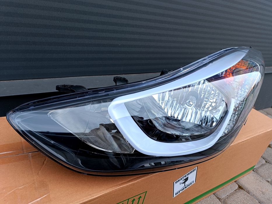 Фара Hyundai Elantra MD элатера мд фары