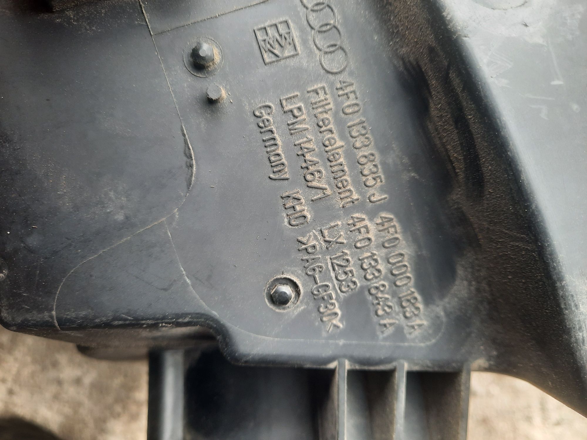 Audi a6 c6 2.0 tdi 140km obudowa filtra powietrza oryginał