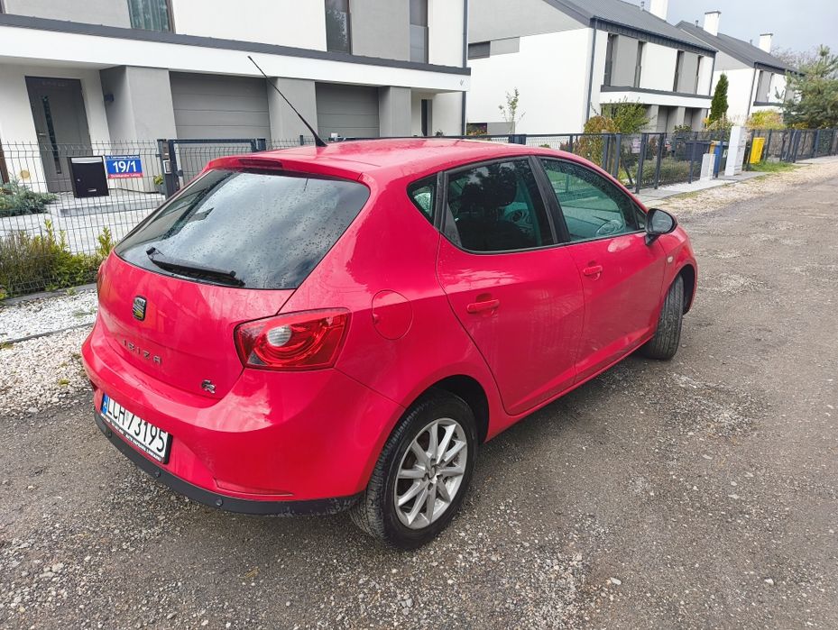 Seat Ibiza 1.4 2009 r benzyna prywatnie