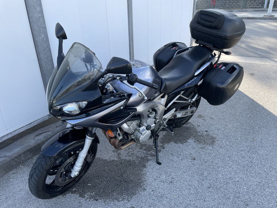 YAMAHA Fazer 600