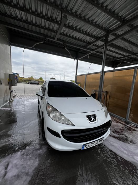Peugeot 207 1.4 газ - бензин. Переоформлення