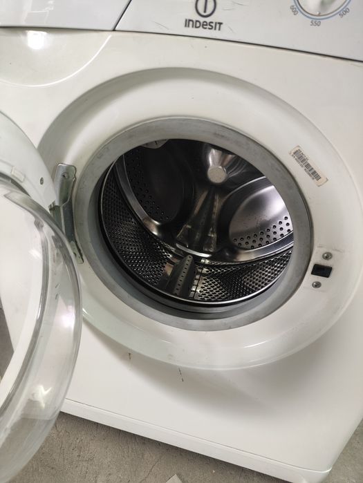 Стиральная машинка Индезит