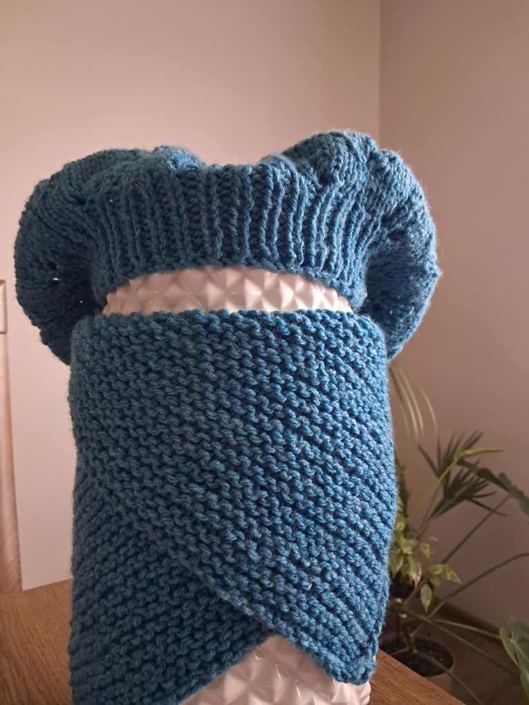 Czapka I szalik, komplet, beret błękitny handmade