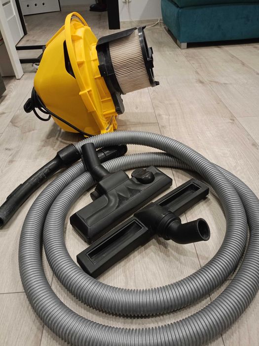 Bezworkowy odkurzacz.