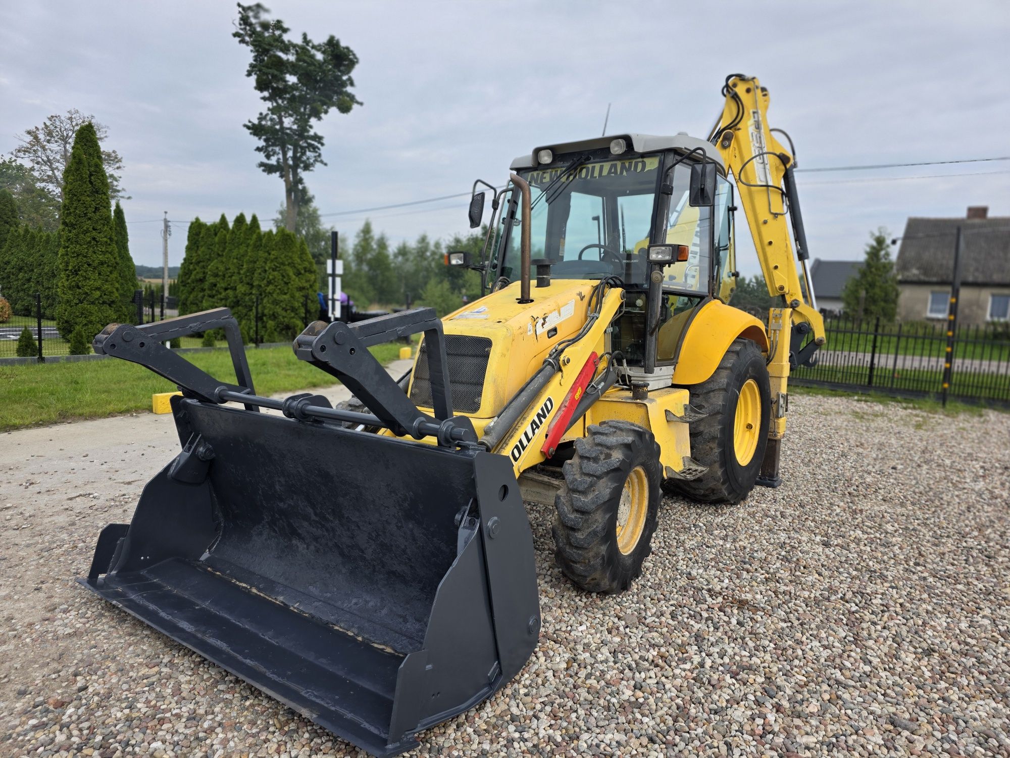 New Holland LB95b Widly Teleskop Szczeka Pływ łyżka Szybkozłącze Brutt