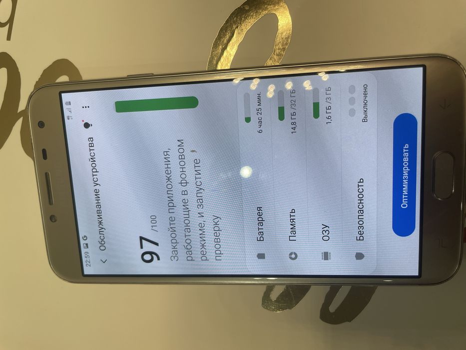 Продаю Samsung Galaxy j 4 3/32 SM-400F