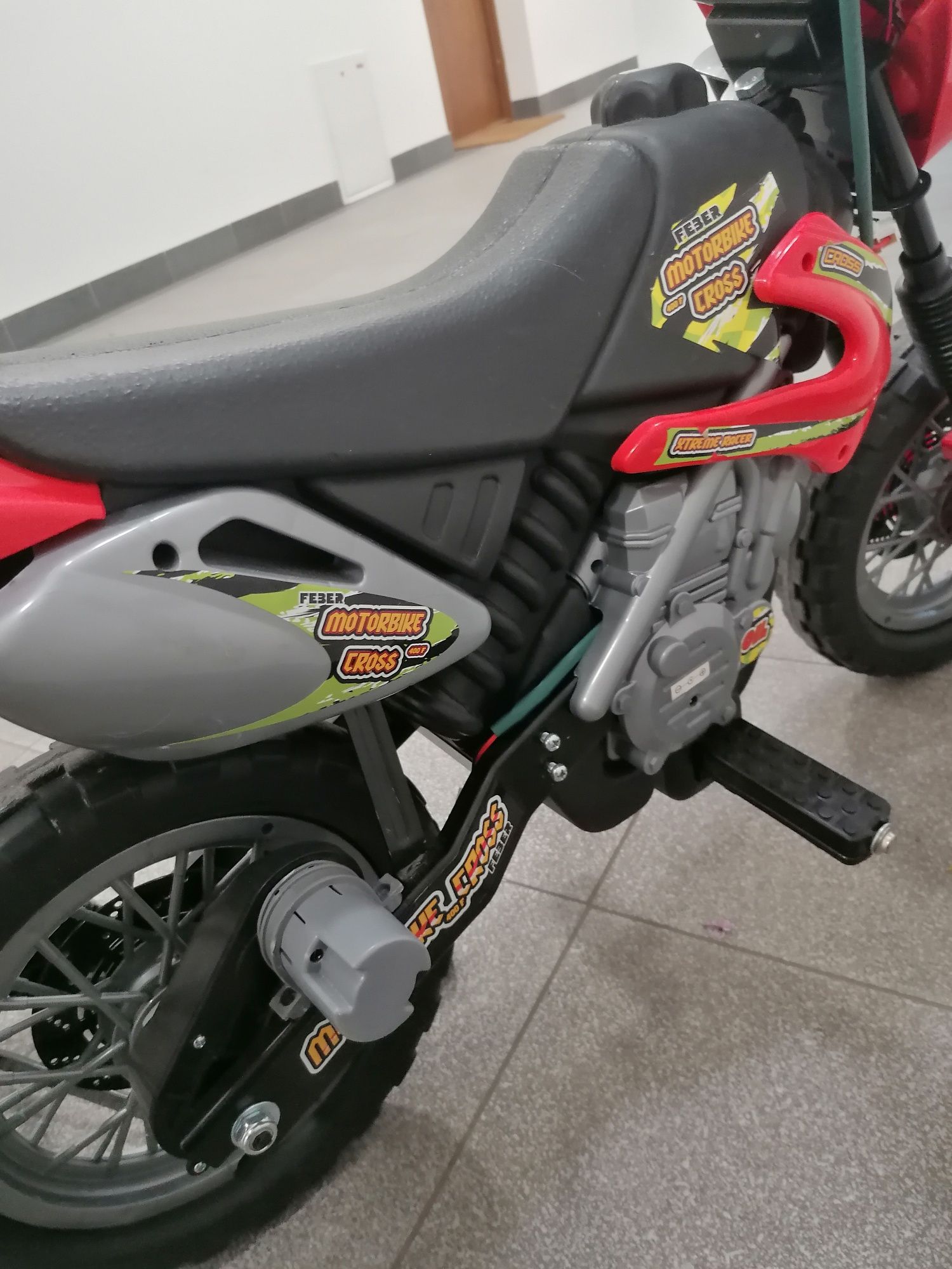 Motocykl dla dzieci elektryczny feber
