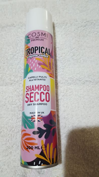 Shampoo seco para o cabelo novo