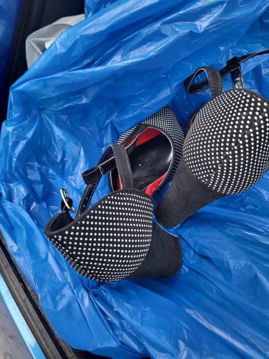 Buty damskie 36 za grosze