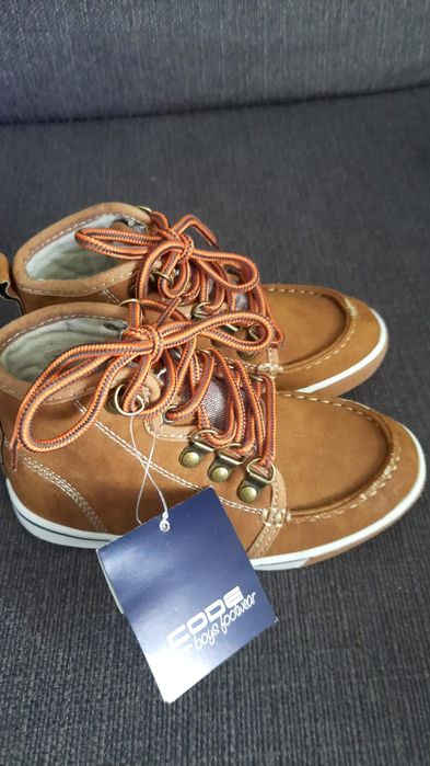 Ténis bota n.28 novos