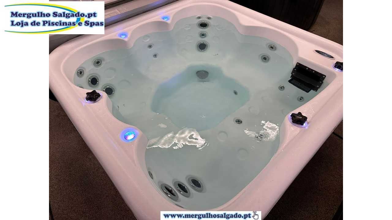 spa pvc 202 x 202cm 6.088,50€ entrega imediata