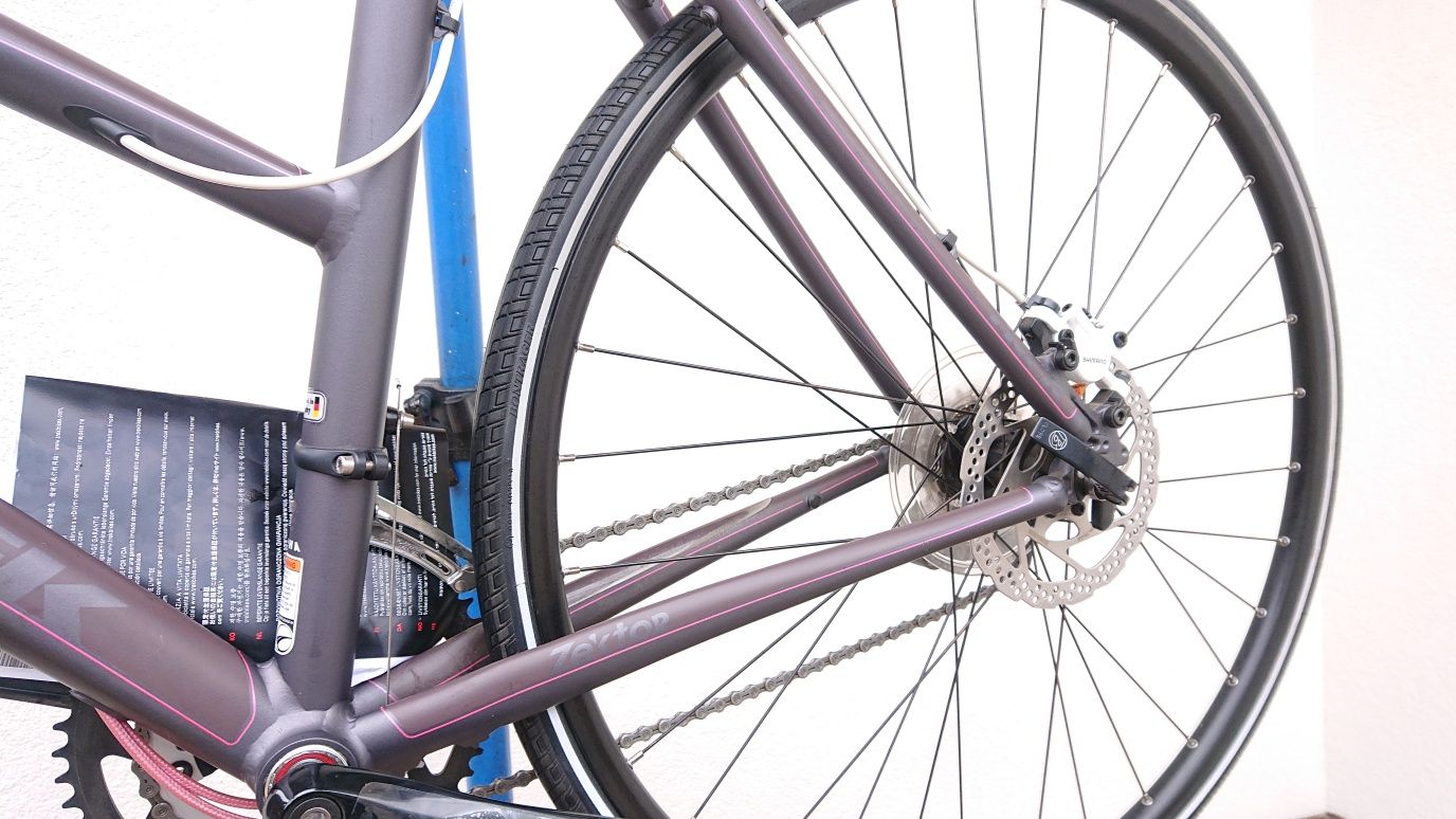 Trek Three Zektor Gravel