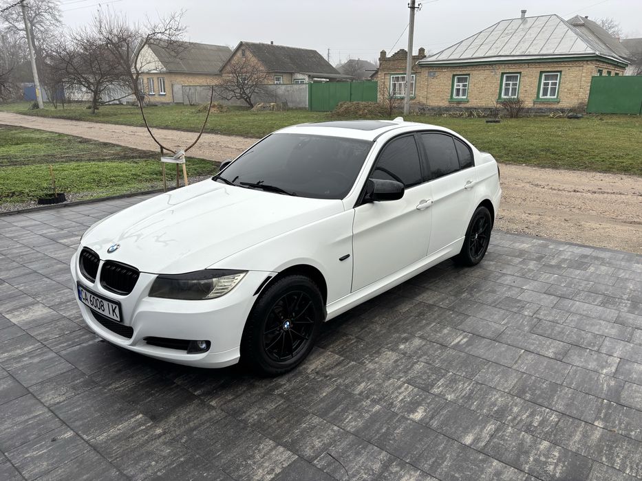 Продам авто Bmw e90