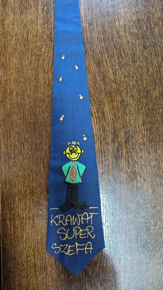 Krawat super szefa na prezent ręcznie malowany opakowanie