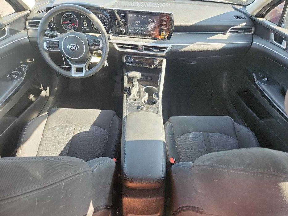 KIA K5 Lx   2021