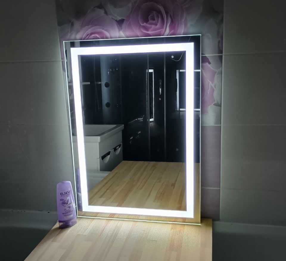 Дзеркало з LED підсвіткою в ванну кімнату /Зеркало с подветкой в ванну