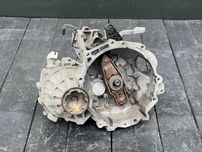 кпп  1.4tsi коробка передач гольф 5 джетта тоуран 1.4тсі caxa cavd bmy