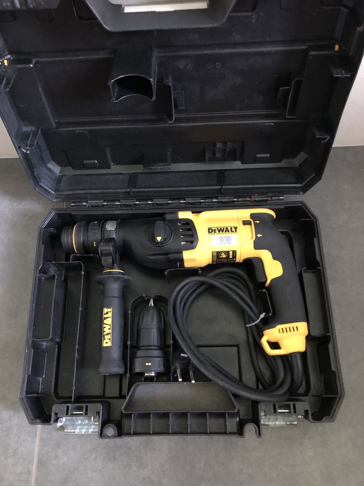Мережевий перфоратор Dewalt D 25134