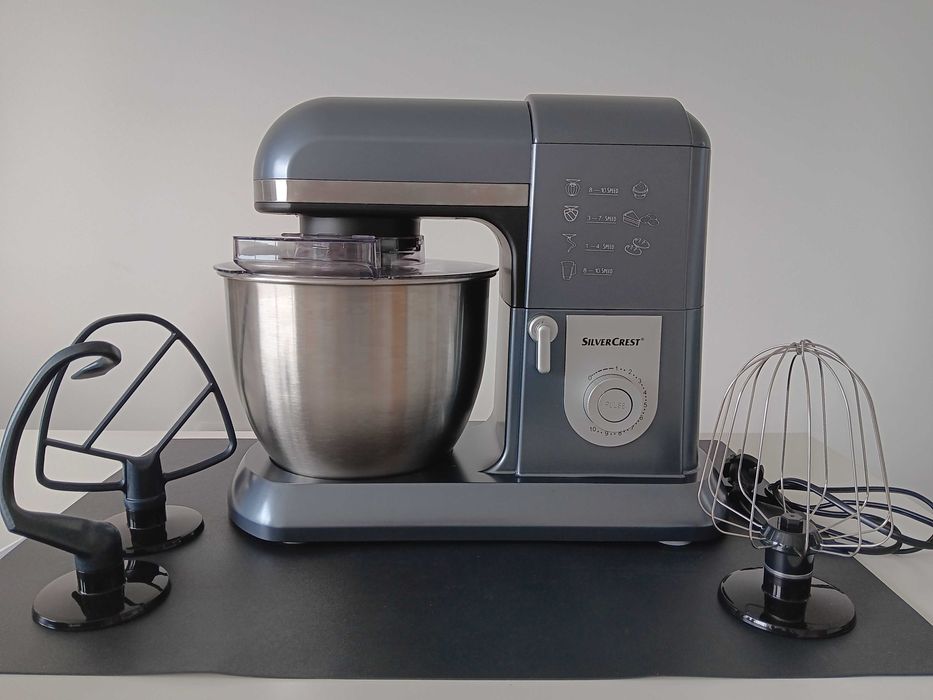 Batedeira Silvercrest 1300W (NOVA)