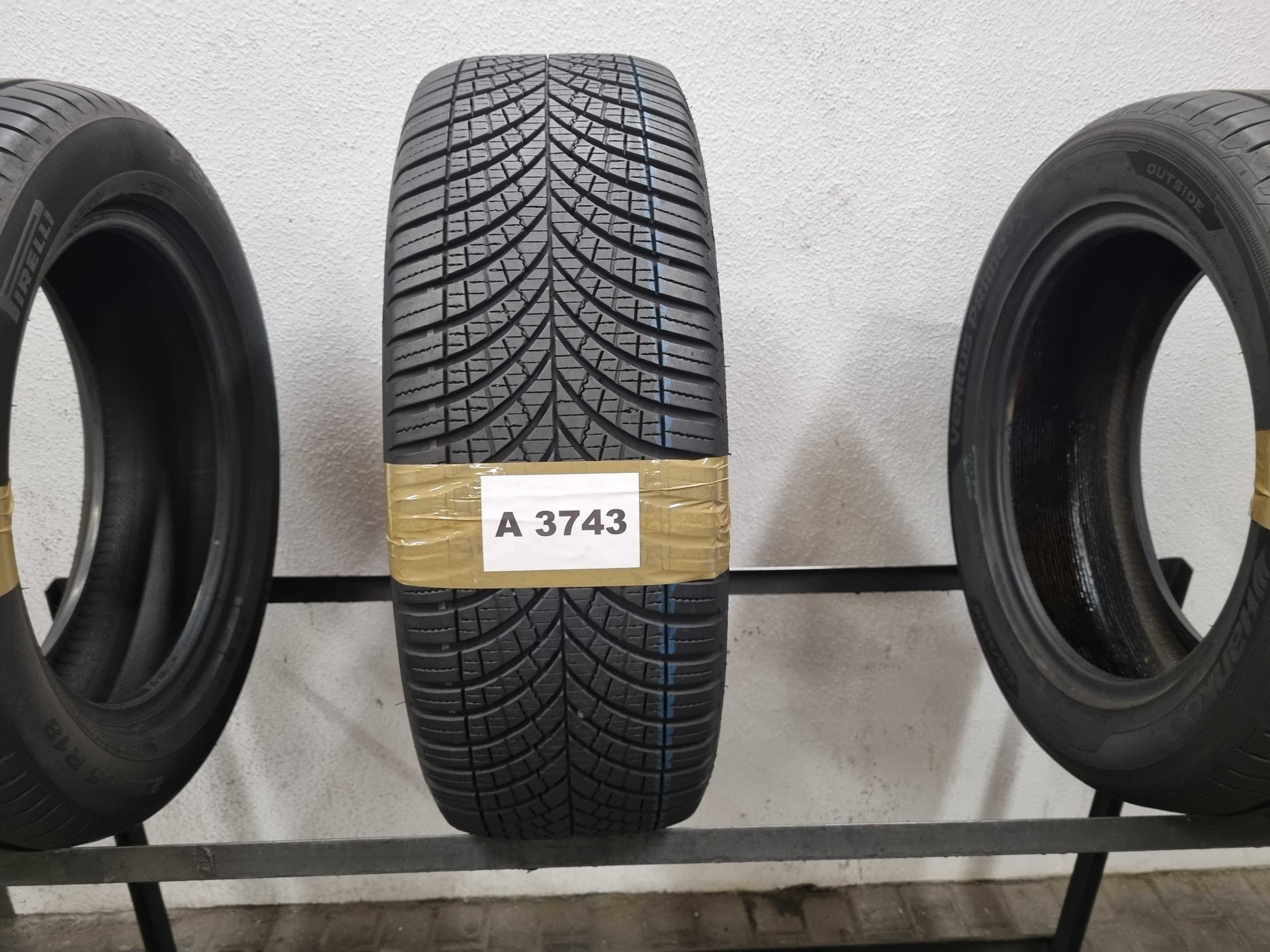 235/60/18 103T Goodyear Vector 4S Gen-3 Seal Dot.3822R