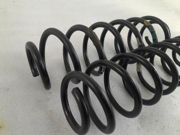 Mola de suspensão trás direita VOLKSWAGEN Fox (5Z1, 5Z3, 5Z4)