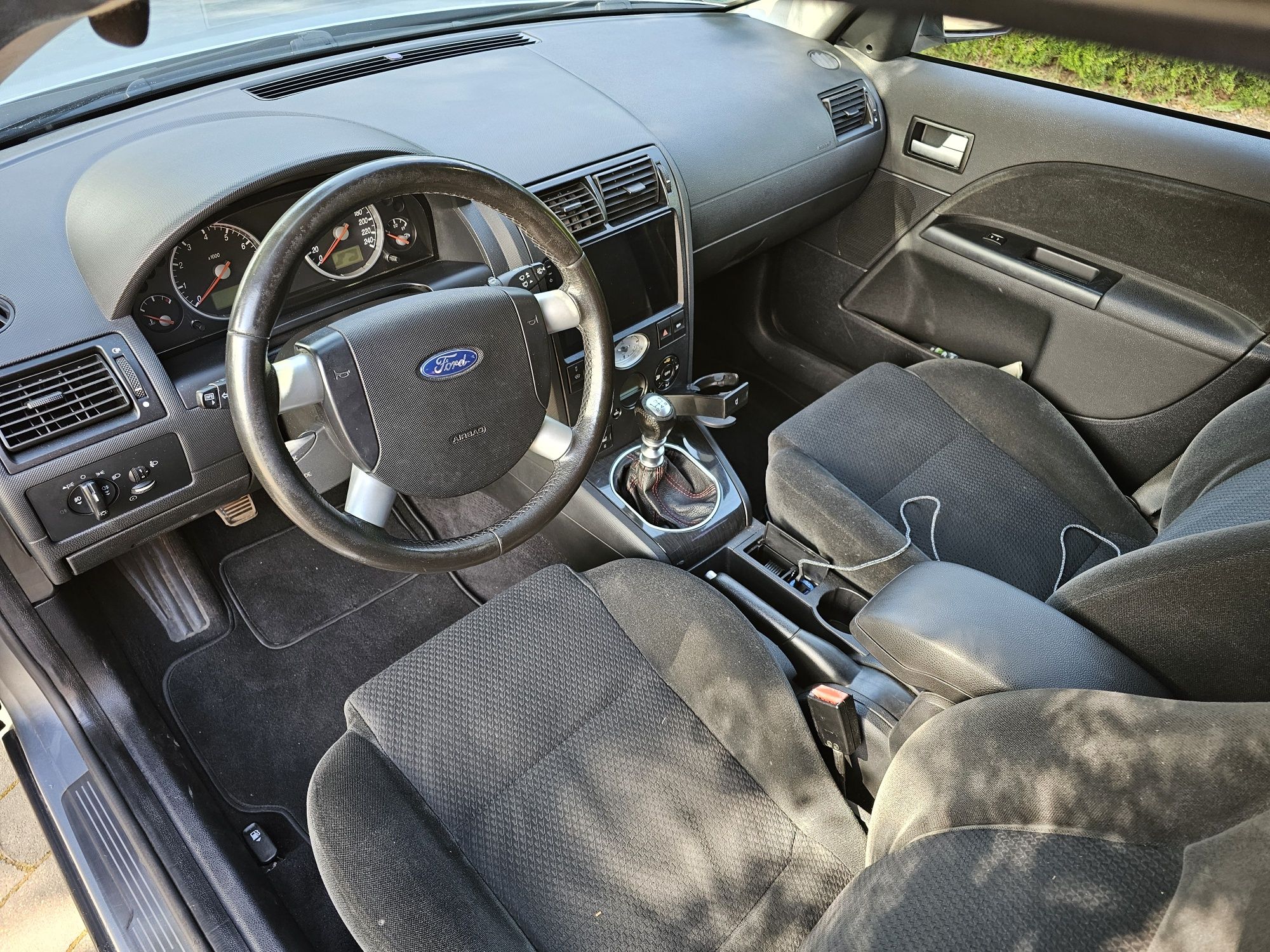 Ford Mondeo mk3 LPG hak klima Android Kamera cofania