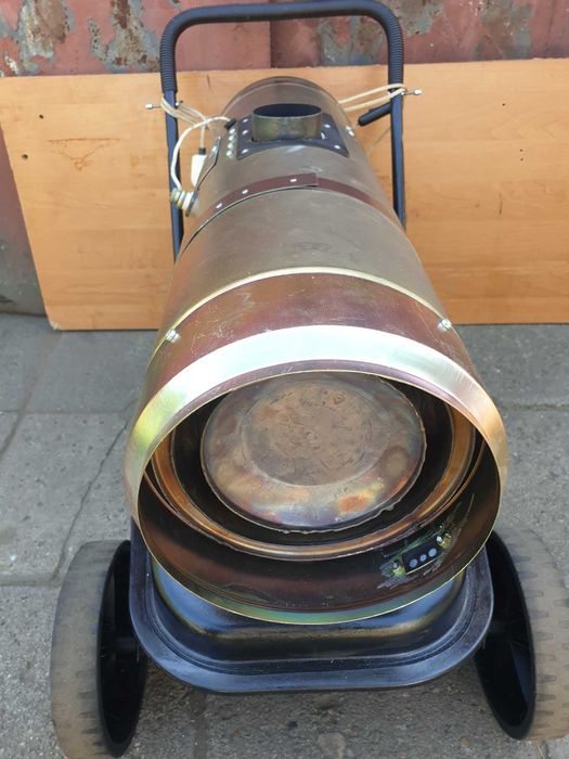 Nagrzewnica  Dewsto Webasto z odprowadzeniem spalin nowa na 230V