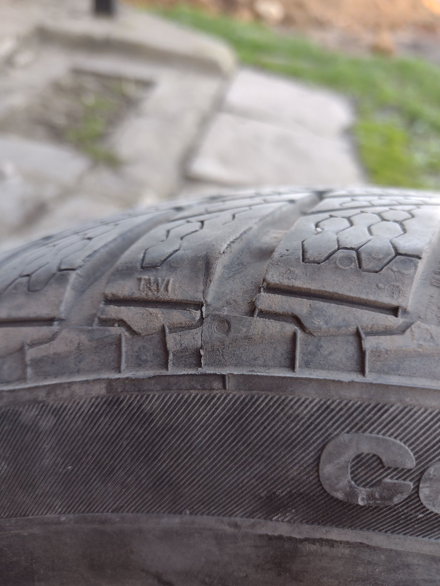 Opony zimowe 155/65 r14 Continental