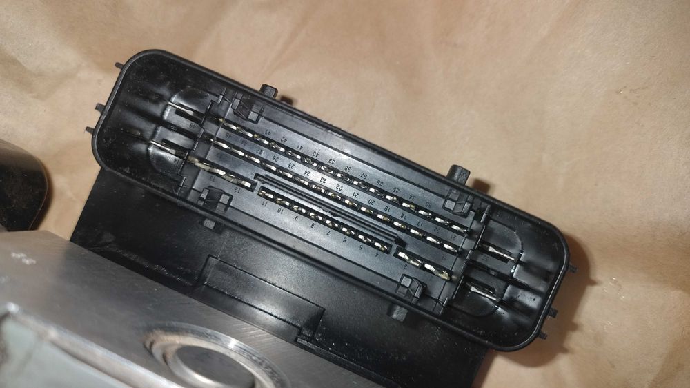 2020r Ford USA kuga MK3 ESCAPE pompa ABS hamulcowa sterownik moduł BCM