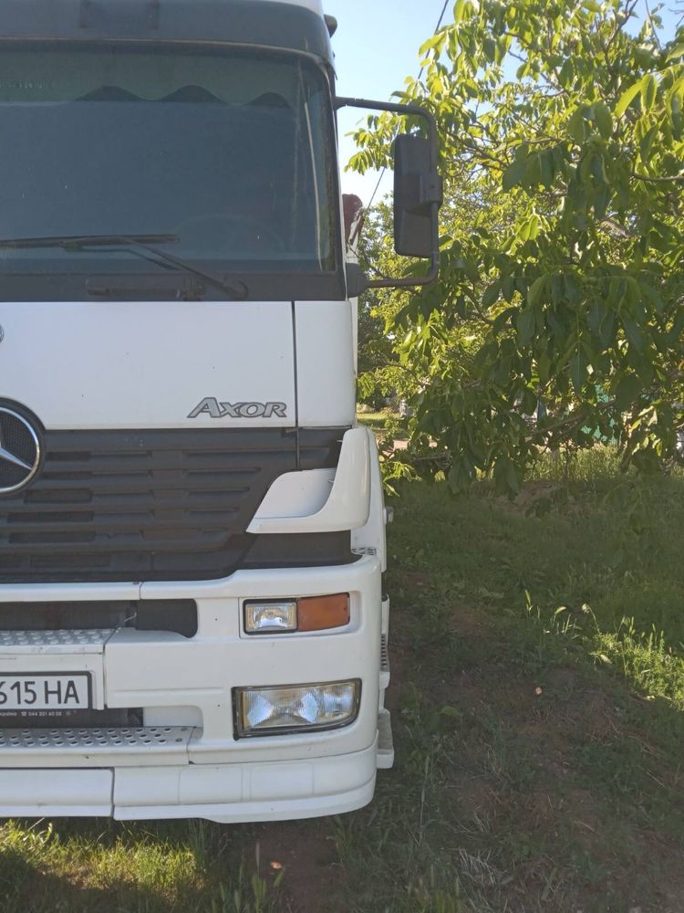 Продам комплектом прицеп и тягач Mercedes Axor