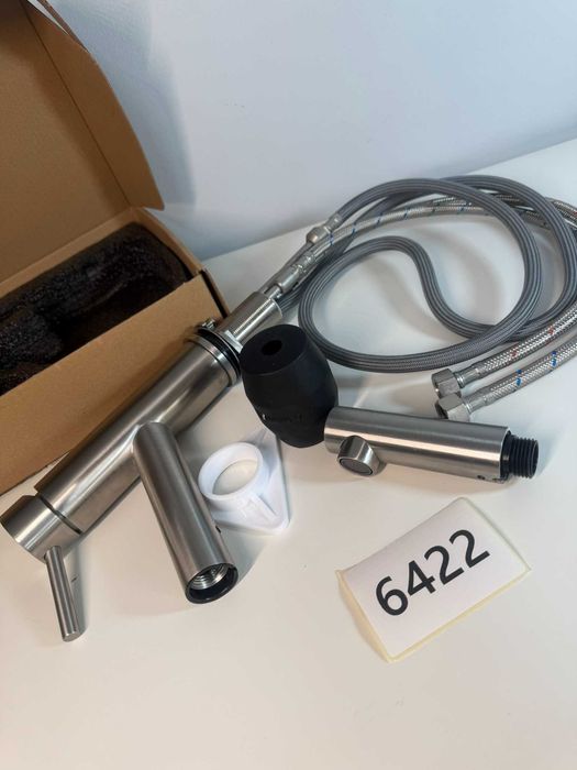 Srebrna bateria kuchenna ONECE z wyciąganą słuchawką (6422-S1)