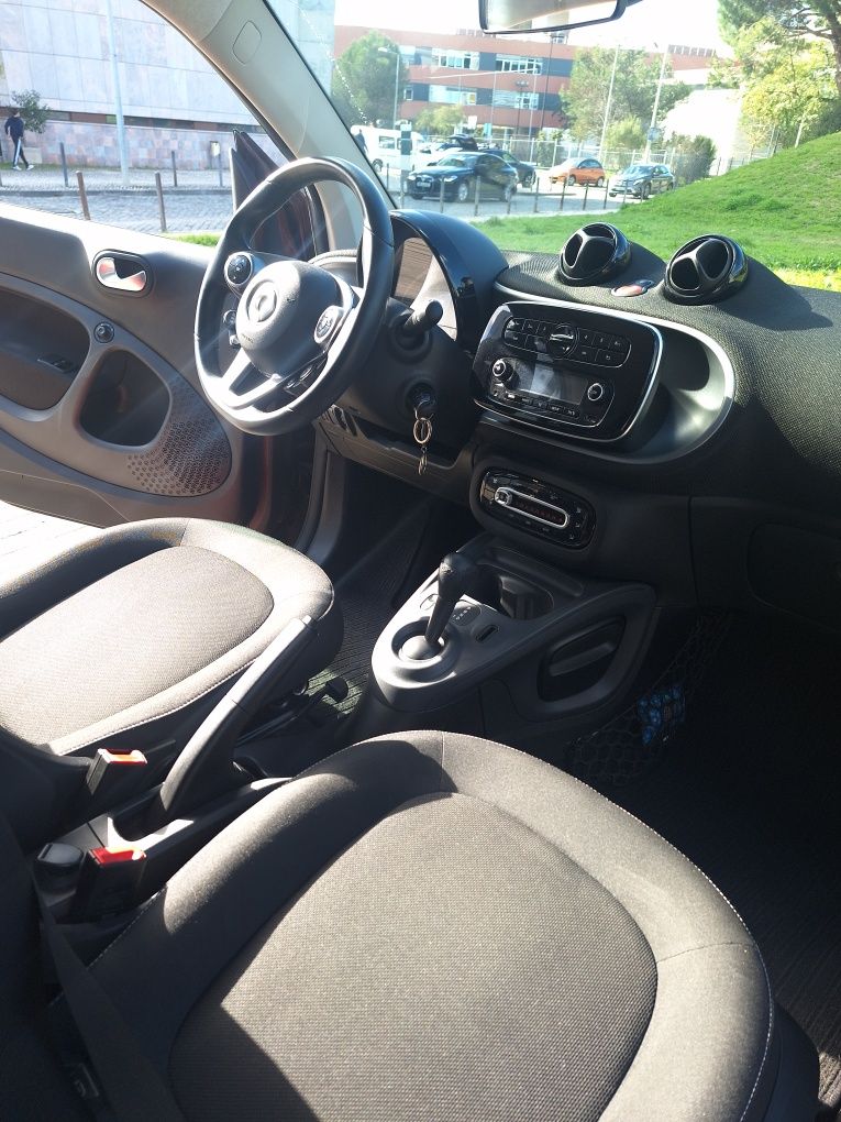SMART FOUR Two 90 cv , 2019 - como novo