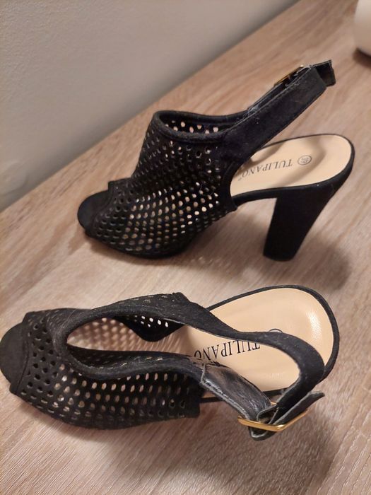 Sandálias  novas nunca usadas